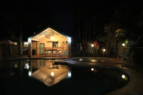 Aqua Villa Holiday Apartments - Tourism Guide 1