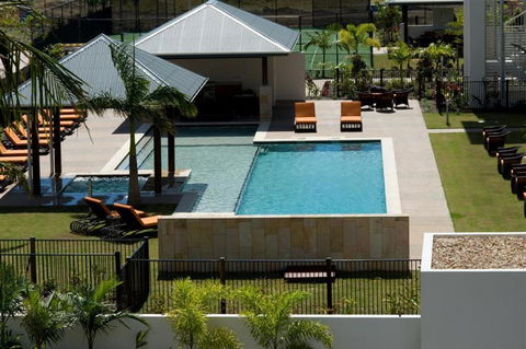 AquaView Boathouse Airlie Beach - Tourism Guide 1