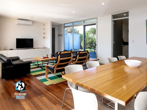 Architect Designed House Nestled In The Dunes - Tourism Guide 2