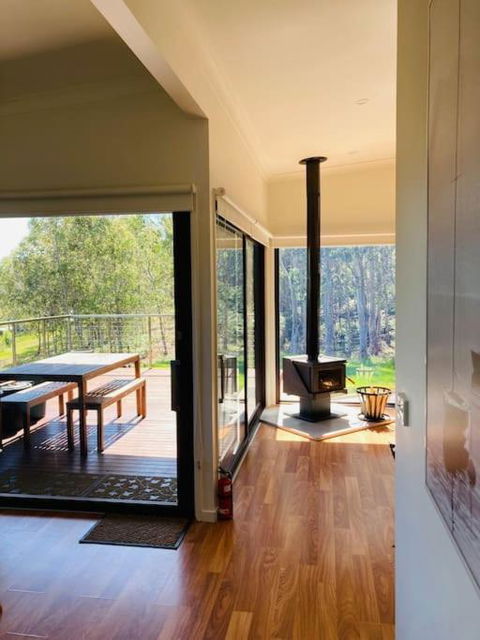 Architecturally Designed Rural Retreat - Tourism Guide 2
