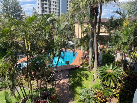 Aristocrat Apartments - Tourism Guide 3