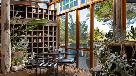 Artists Garden Cottage - Tourism Guide 0