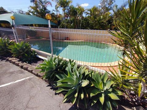 Aspley Sunset Motel - Tourism Guide 1
