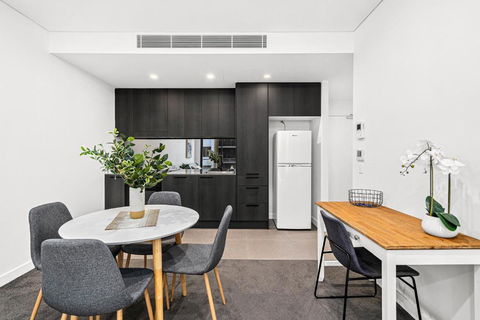 Astra Apartments Wollongong - Tourism Guide 3