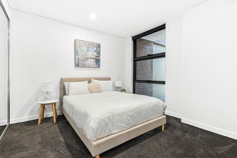 Astra Apartments Wollongong - Tourism Guide 4