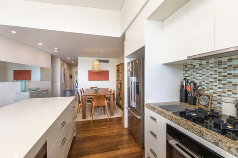 At Waves Penthouse Unit15 - Tourism Guide 3