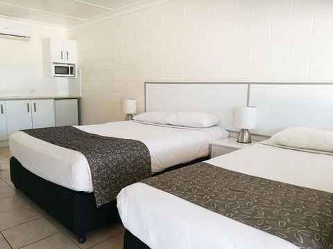 Augathella Motel & Caravan Park - Tourism Guide 0
