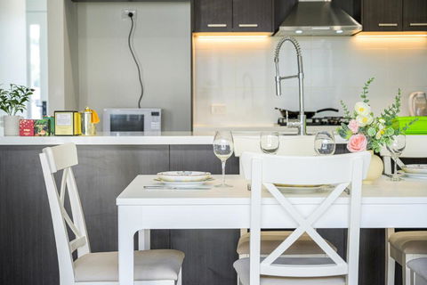 Austral Warm 4br House With Parking&WiFi - Tourism Guide 2