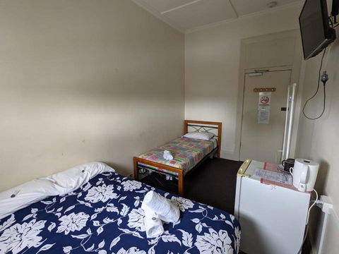 Australian Hotel - Tourism Guide 3