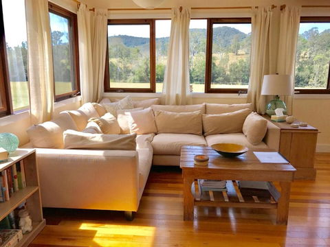 Avalon River Retreat - 400 Acre Riverside Oasis - Tourism Guide 3