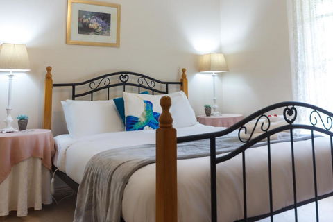 Aveley - Daylesford - Tourism Guide 4