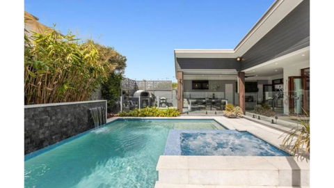 Avoca Beach Retreat - Tourism Guide 0