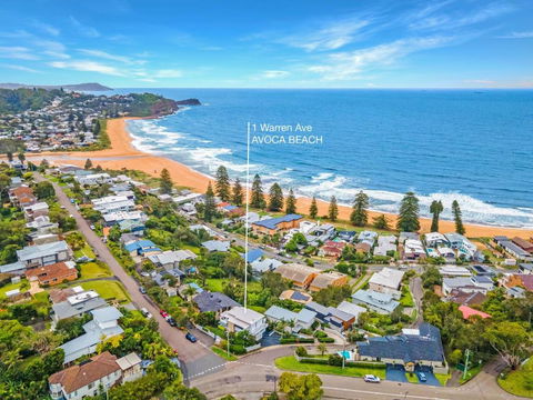 Avoca Views - Tourism Guide 1