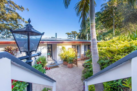 Avocado Sunset Bed & Breakfast - Tourism Guide 1