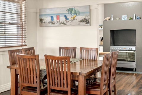 Avondale 7 Cashmore Street - Tourism Guide 4