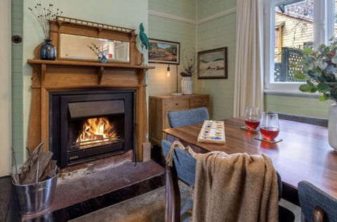 Avondale Mountain Cottage - Tourism Guide 3