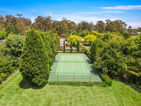 Avonlea, Bowral, Southern Highlands - Tourism Guide 1