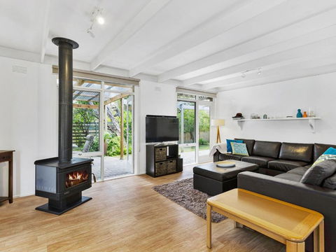 Avonlea Sorrento Holiday House - Tourism Guide 1