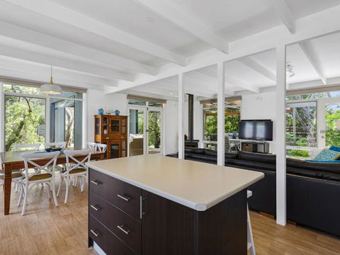 Avonlea Sorrento Holiday House - Tourism Guide 3