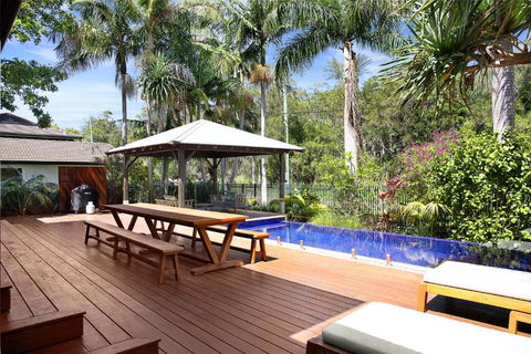 Away Guesthouse- Away On Shirley Lane - Tourism Guide 3