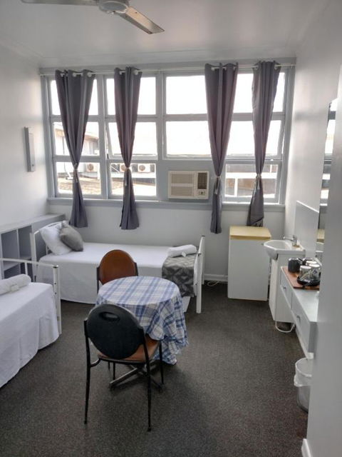 Ayr Hotel - Tourism Guide 3