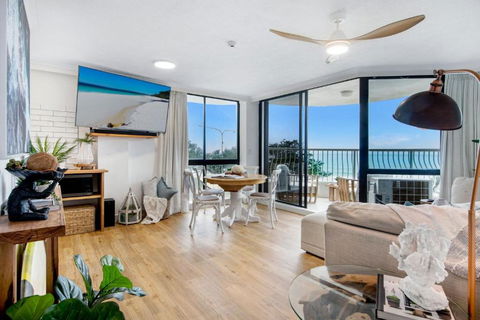 Athena By The Sea Luxurious Beachfront Retreat - CoastHM - Tourism Guide 3