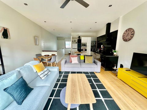 Ascot Vale - Lovely 2 Bedroom Townhouse Close To Everything! - Tourism Guide 0