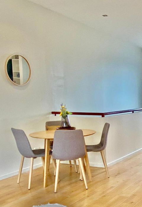 Ascot Vale - Lovely 2 Bedroom Townhouse Close To Everything! - Tourism Guide 3