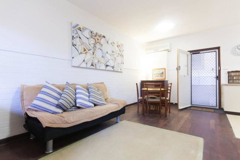 B3 Crawley Apartment 1 BRM & Sleepout Near UWA - Tourism Guide 0
