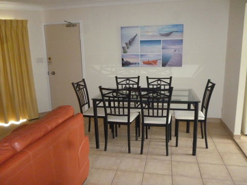 Le Lavandou Holiday Apartments - Cruises Travel 5