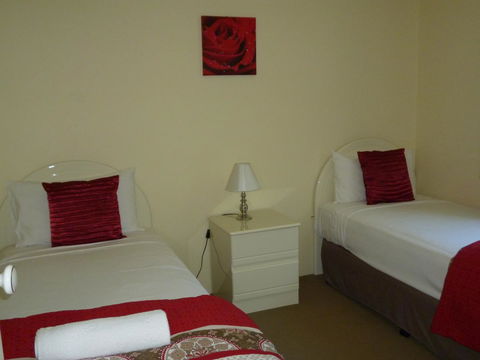 Le Lavandou Holiday Apartments - Cruises Travel 24