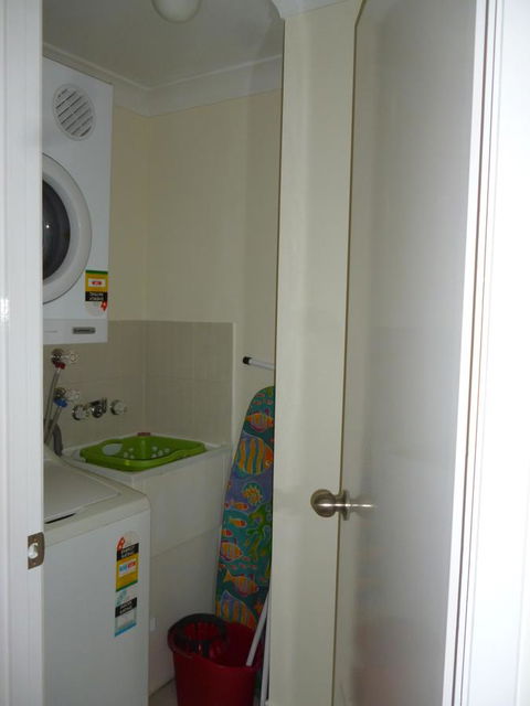 Le Lavandou Holiday Apartments - Cruises Travel 23