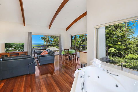 Maleny Terrace Cottages - Travel Search 10