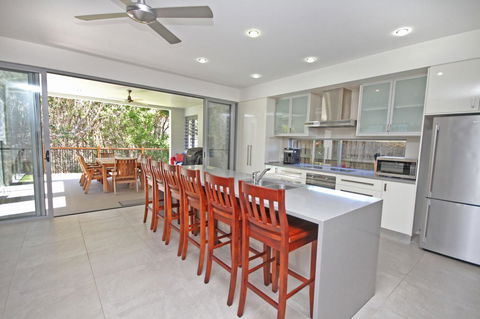 48 Boardrider Crescent, Mt Coolum - Pet Friendly, WiFi, Linen Incl. 500 BOND - Travel Search 2