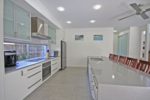 48 Boardrider Crescent, Mt Coolum - Pet Friendly, WiFi, Linen Incl. 500 BOND - Travel Search 3
