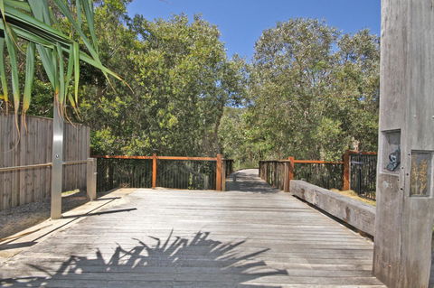 48 Boardrider Crescent, Mt Coolum - Pet Friendly, WiFi, Linen Incl. 500 BOND - Travel Search 11