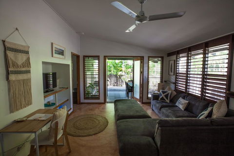 Cassawong Cottages - Travel Search 5