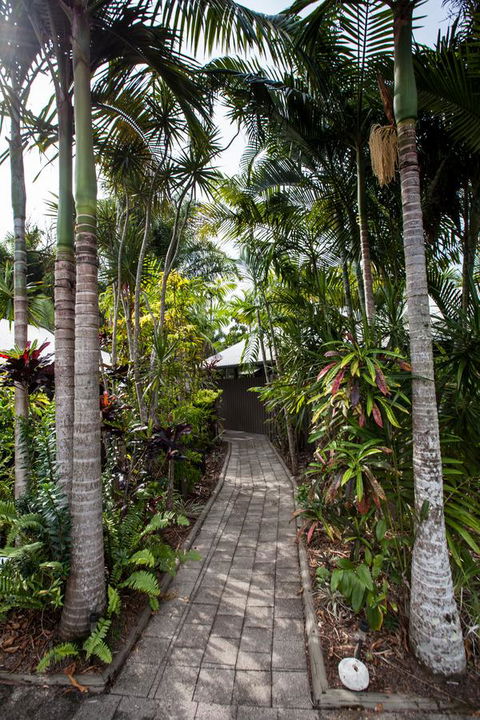 Cassawong Cottages - Travel Search 1