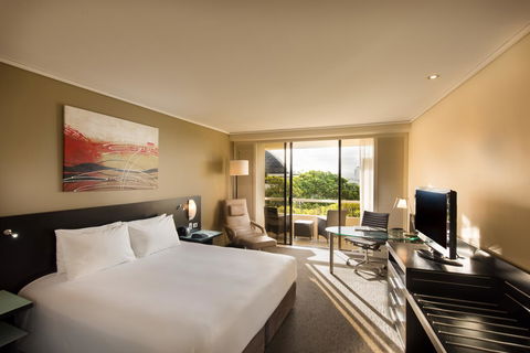 Hilton Cairns - Tourism Guide 9