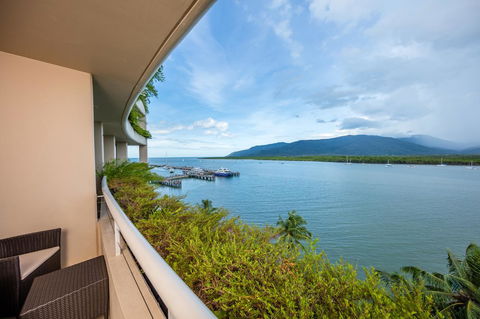 Hilton Cairns - Tourism Guide 5