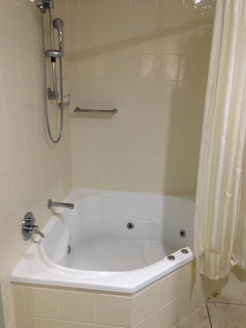 Eastgate On The Range Motel - Travel Agents 32