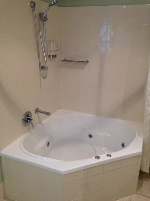 Eastgate On The Range Motel - Travel Agents 35