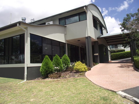 Eastgate On The Range Motel - Travel Agents 17