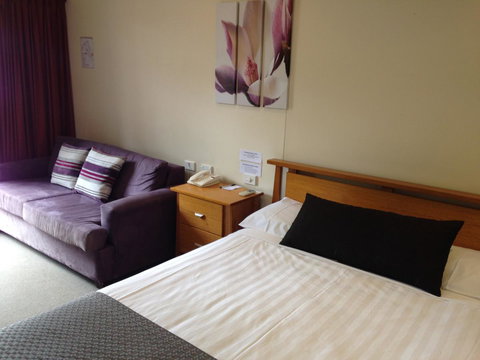 Eastgate On The Range Motel - Travel Agents 33