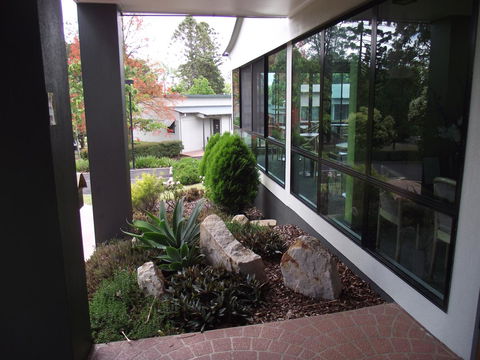 Eastgate On The Range Motel - Travel Agents 20