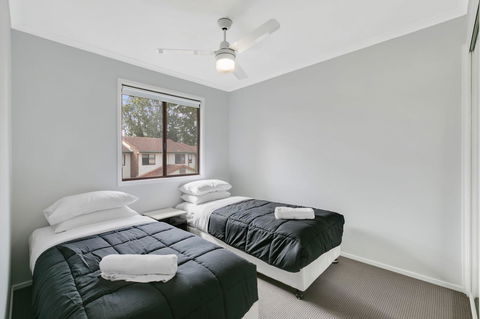 Fountain View Estate - We Accommodate - Travel Search 12