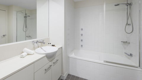 Apartments @ 212 Margaret - Tourism Guide 11