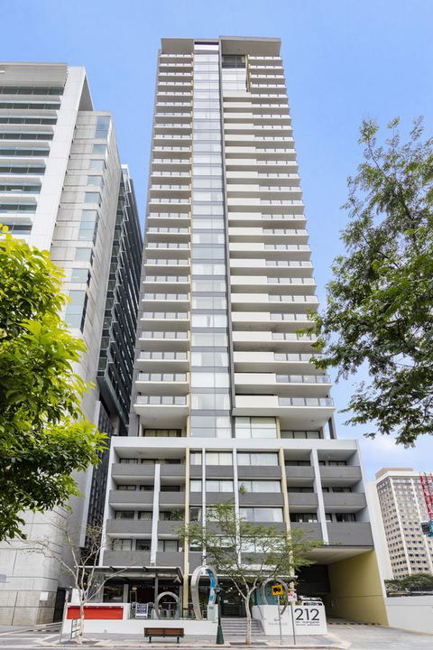Apartments @ 212 Margaret - Tourism Guide 0