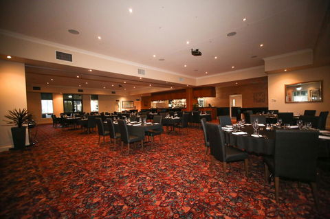 Roma Explorers Inn - Travel Search 17