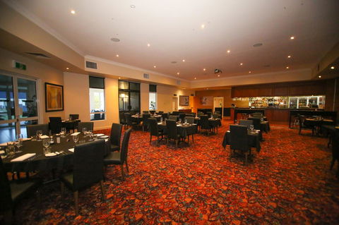 Roma Explorers Inn - Travel Search 14
